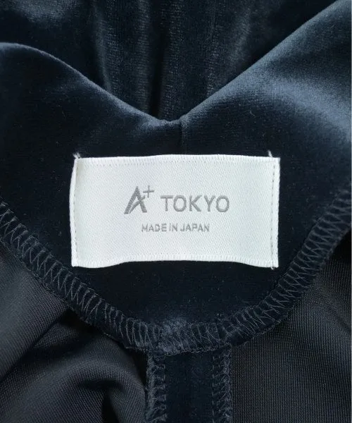A  TOKYO Kleider