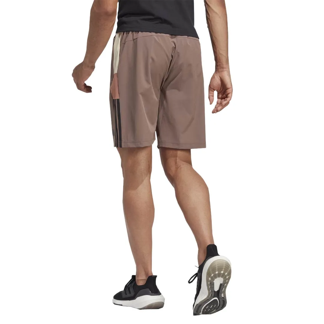 adidas - Herren Trainingsshorts mit Colorblock-Design und 3 Streifen (IN5057)