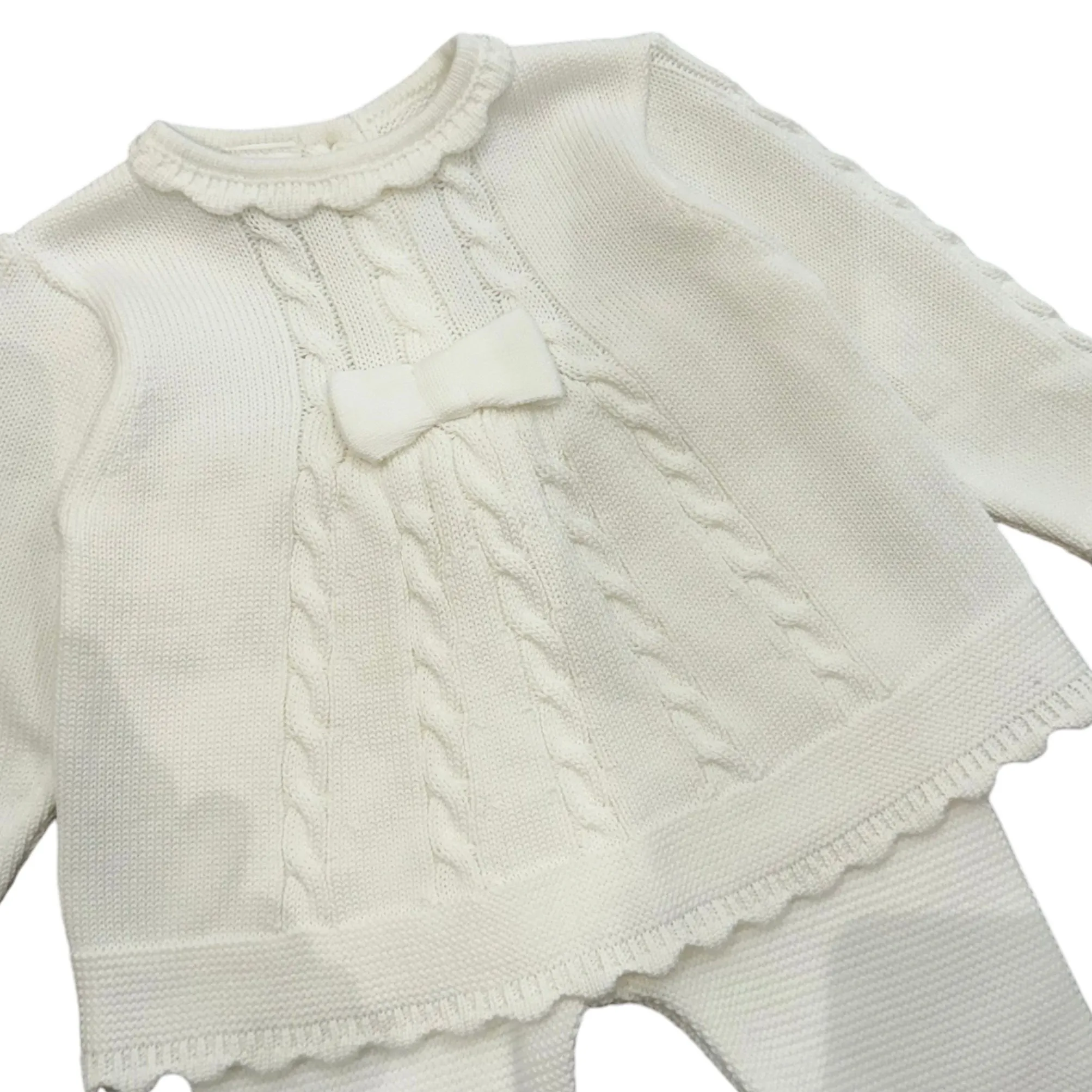 Creme Schleifen Strick-Set für Baby-Mädchen