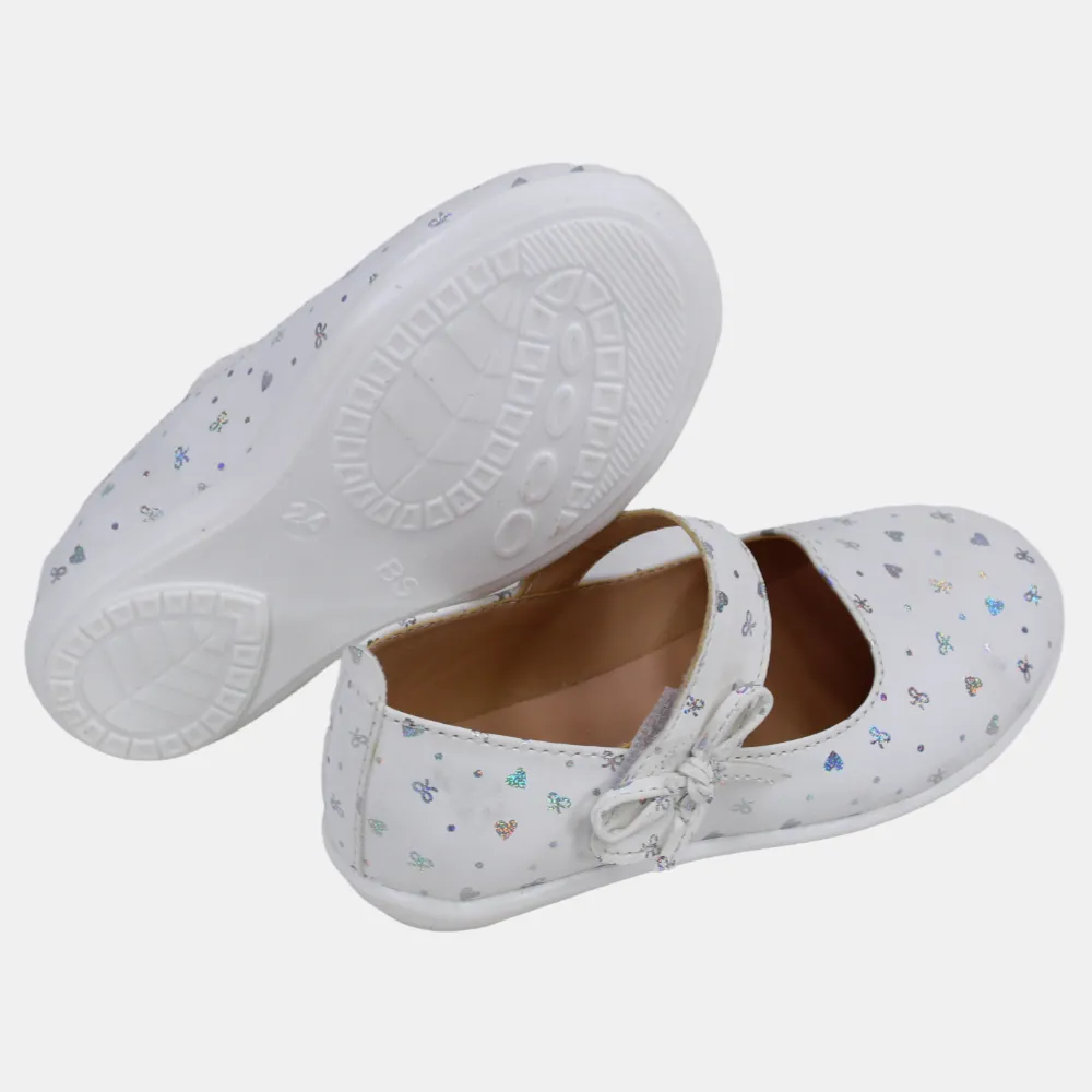 Baby-Mädchen Lederschuhe – Weiß mit Herz-Details