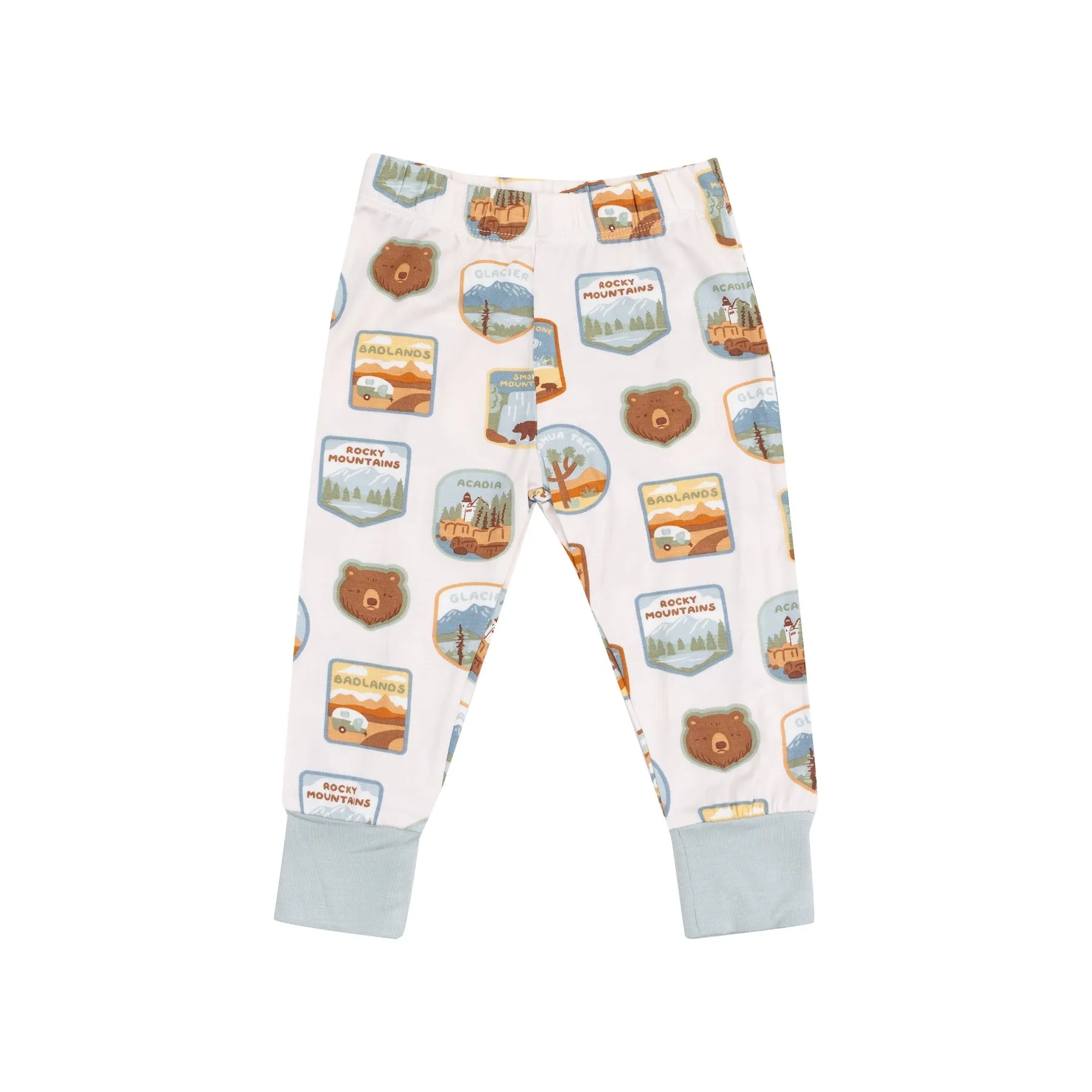 Bambus-Kurzarm-Lounge-Outfit mit Nationalpark-Aufnähern von Angel Dear
