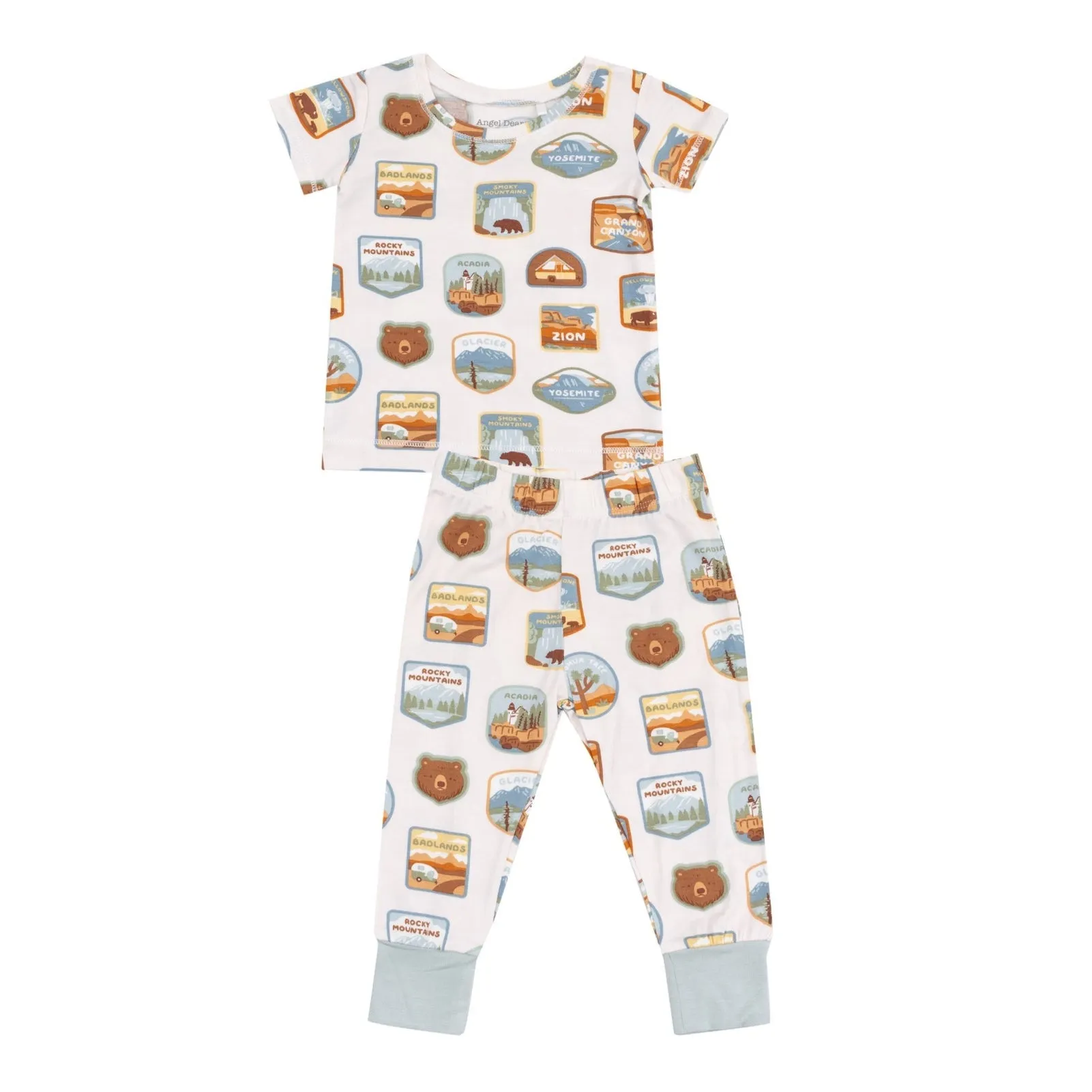 Bambus-Kurzarm-Lounge-Outfit mit Nationalpark-Aufnähern von Angel Dear