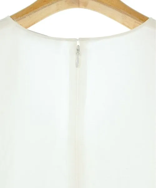 BEIGE, Kleider