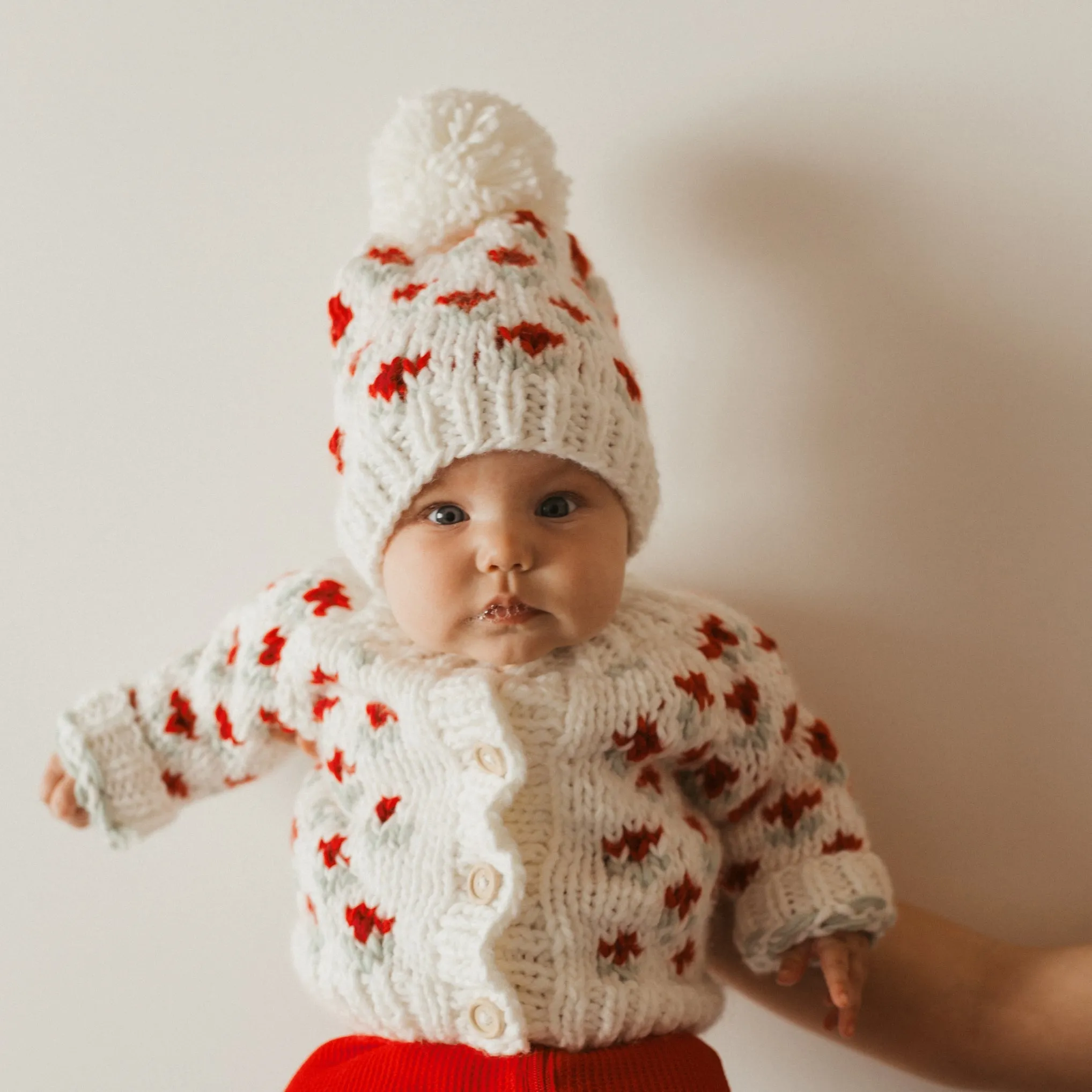 Bitty Blooms Strickmütze von Huggalugs