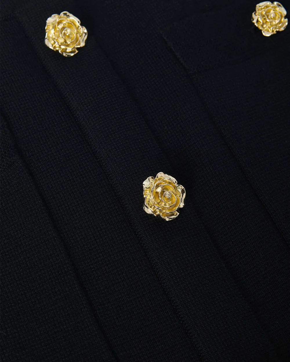 Black Gold Rose Amira Strickrock
