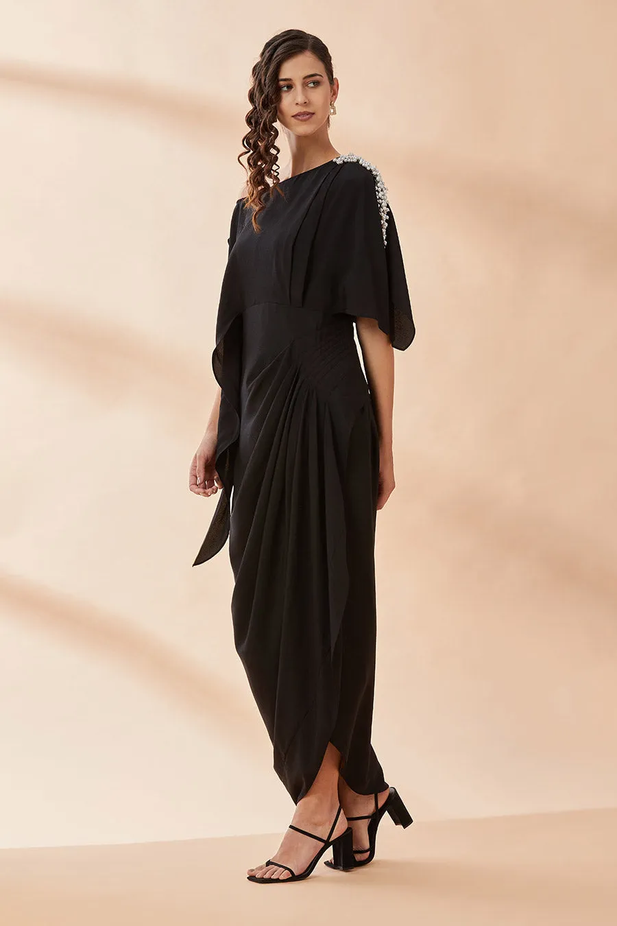 Black Pearl Ein-Schulter Drapierkleid