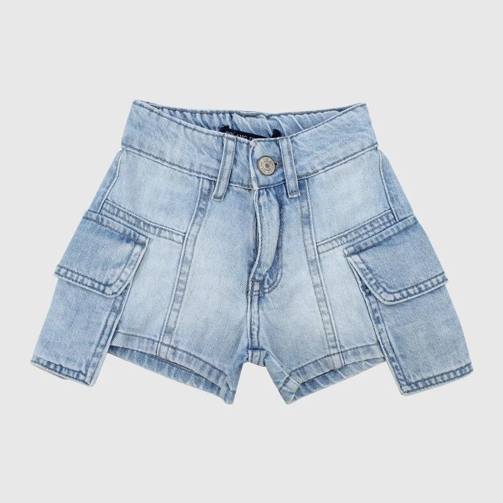 Bläuliche Jeans Shorts