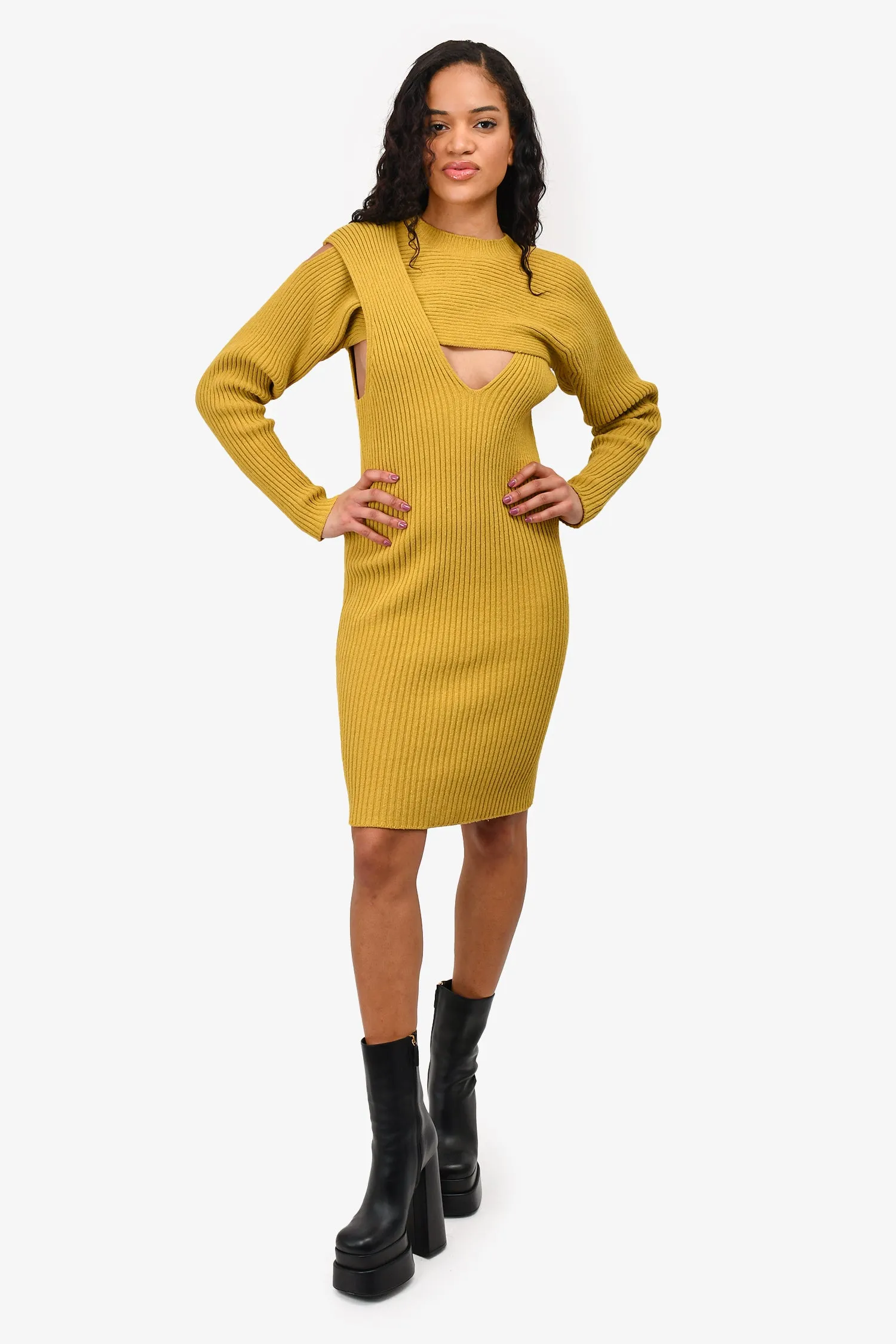 Bottega Veneta 2020 Pre-Fall Grün Gestricktes Kleid mit Ausschnitt-Detail in Größe S