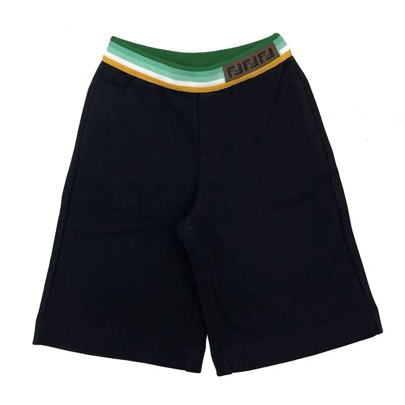 Jungen Schwarze Shorts