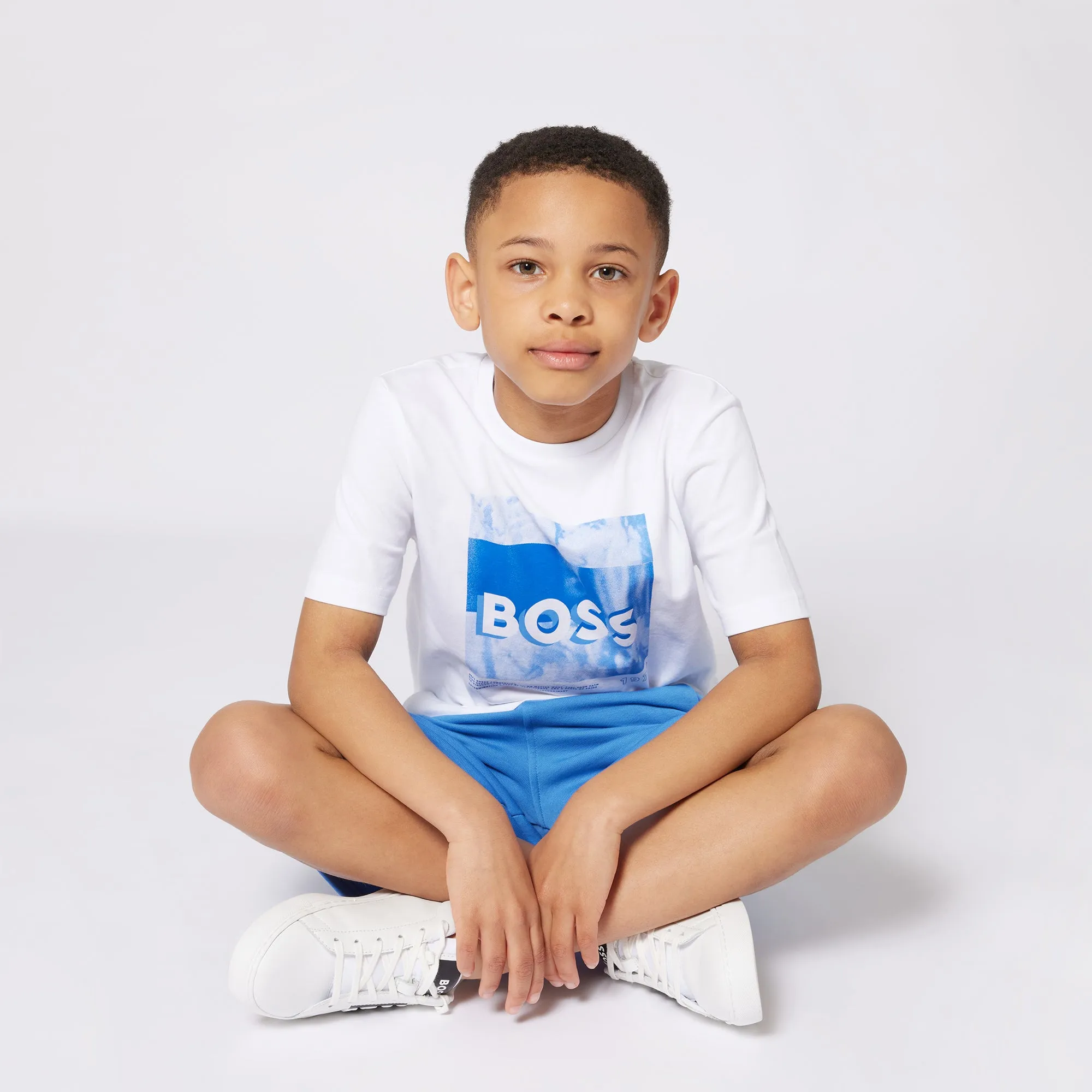 Jungen Blaue Shorts