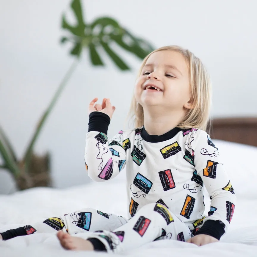 Bright Cassettes Bamboo 2-teiliger Pyjama von Peregrine Kidswear