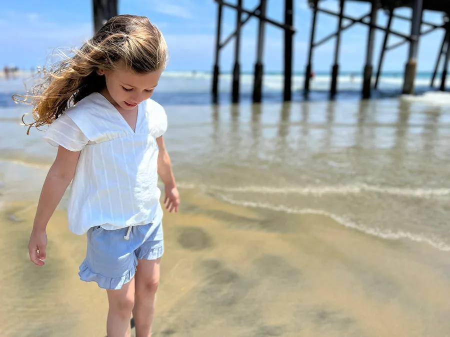 Brynlee Ruffle Shorts - Blau von Vignette - ENDVerkauf