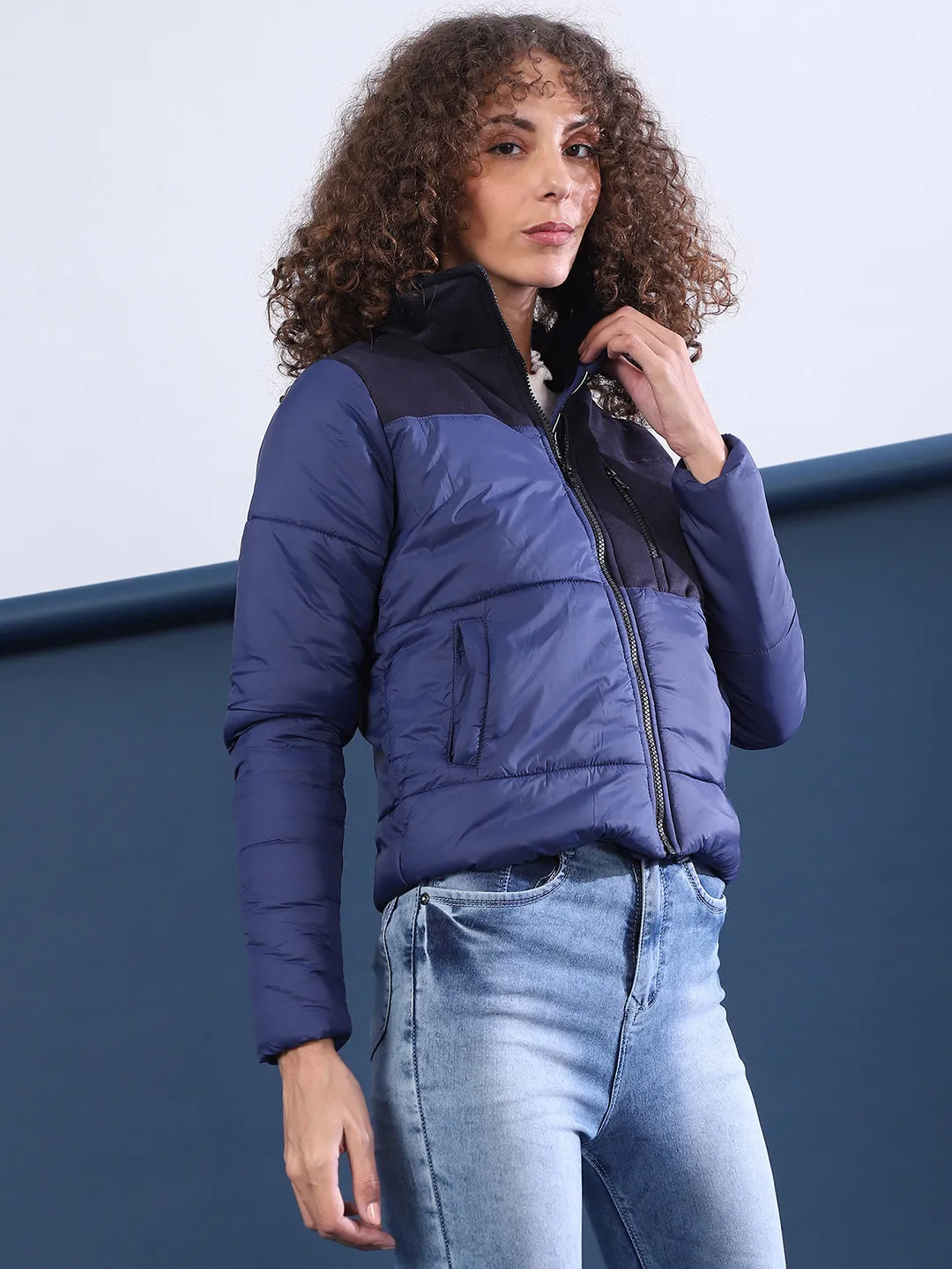 Campus Sutra Damen Colorblock Stilvolles Casual Bomberjacke