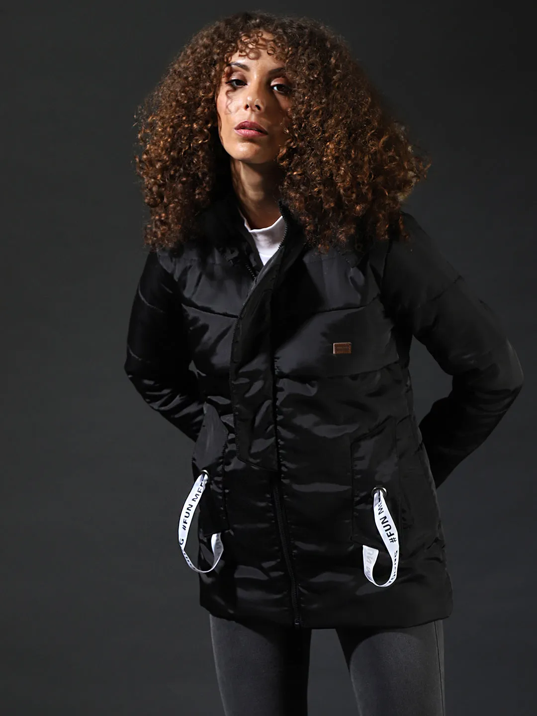 Campus Sutra Damen Modische Unifarbene Casual Bomberjacke