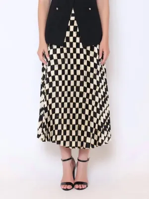 Check Print Pleated Skirt In Black
