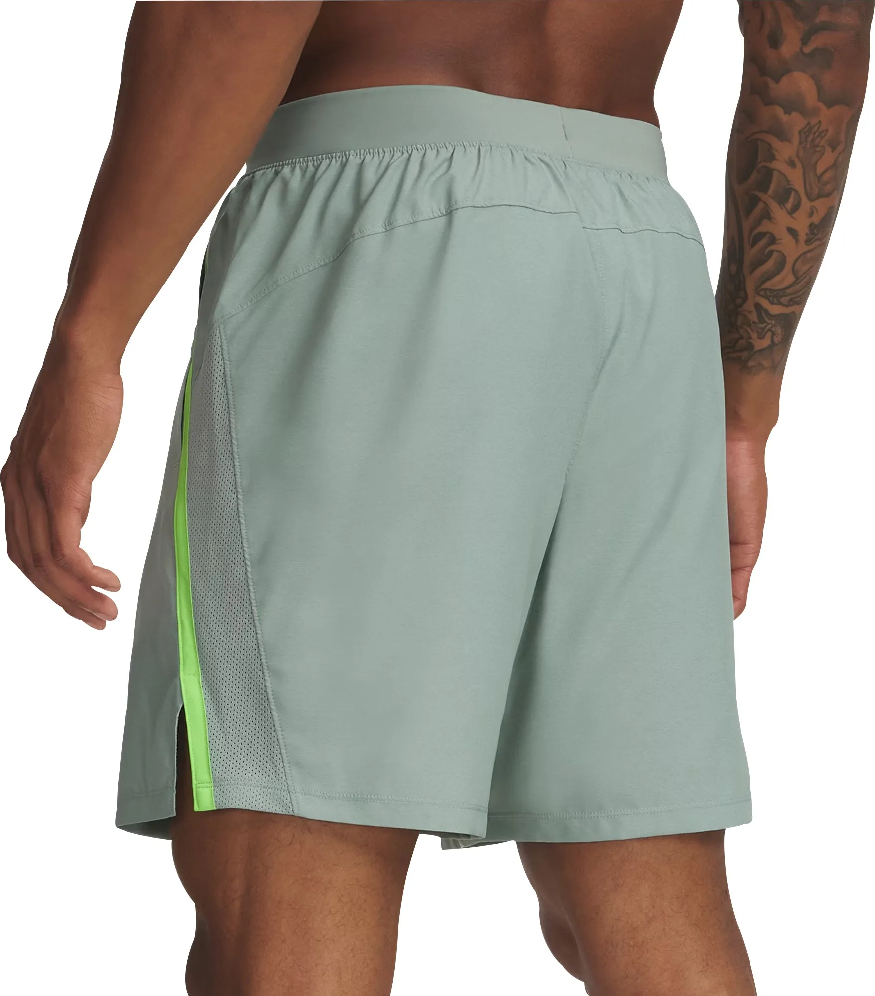 Bekleidung Under Armour Herren Under Armour Launch 7 Zoll Herren Laufshorts - Grün