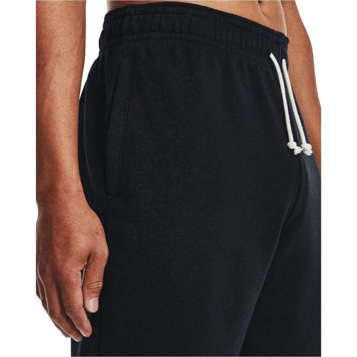 Bekleidung Under Armour Herren Under Armour Rival Terry Trainingsshorts für Herren - Schwarz