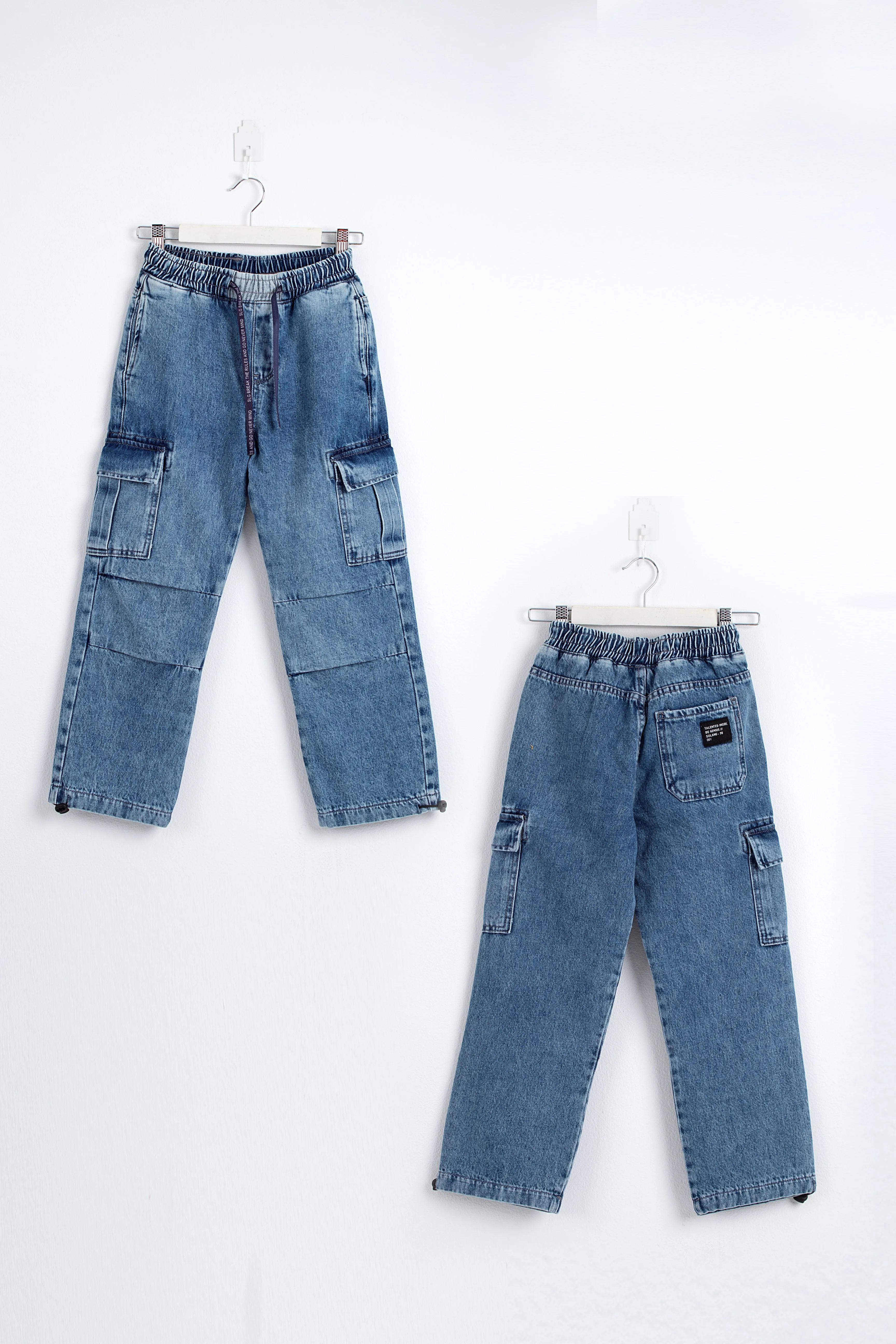 Bequeme Cargo-Jeans
