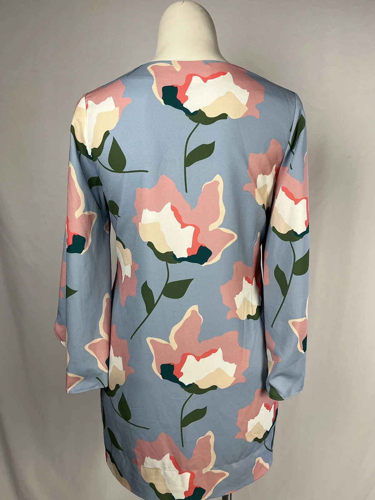 Crosby von Mollie Burch Größe L (14) Hellblaues Blumenkleid