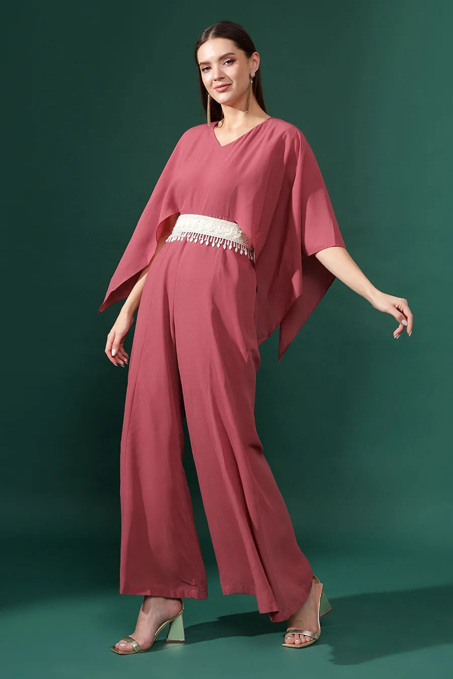 Cupcake-Pink Jumpsuit Mit Perlenbesetztem Gürtel