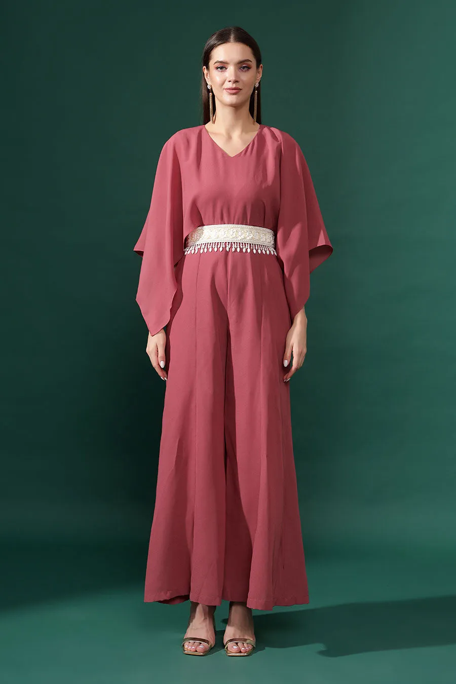 Cupcake-Pink Jumpsuit Mit Perlenbesetztem Gürtel