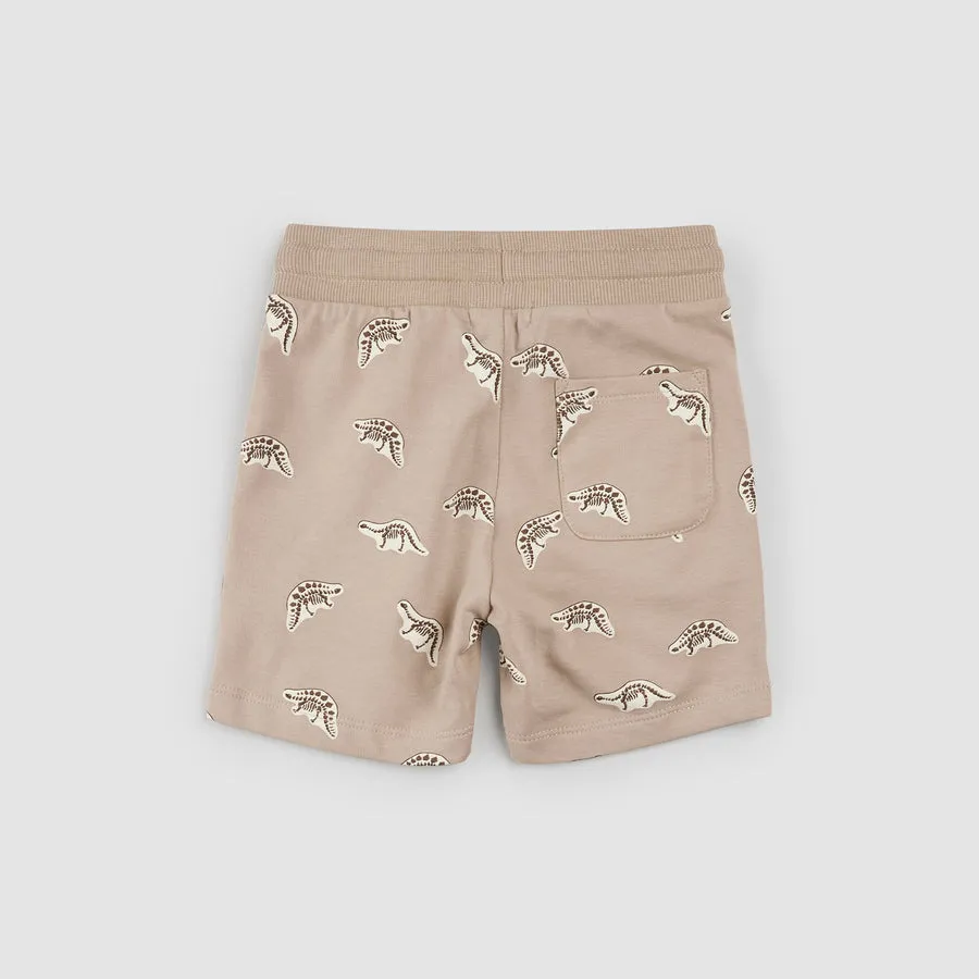 Dino-Fossil-Aufdruck auf taupe Shorts von miles the label.