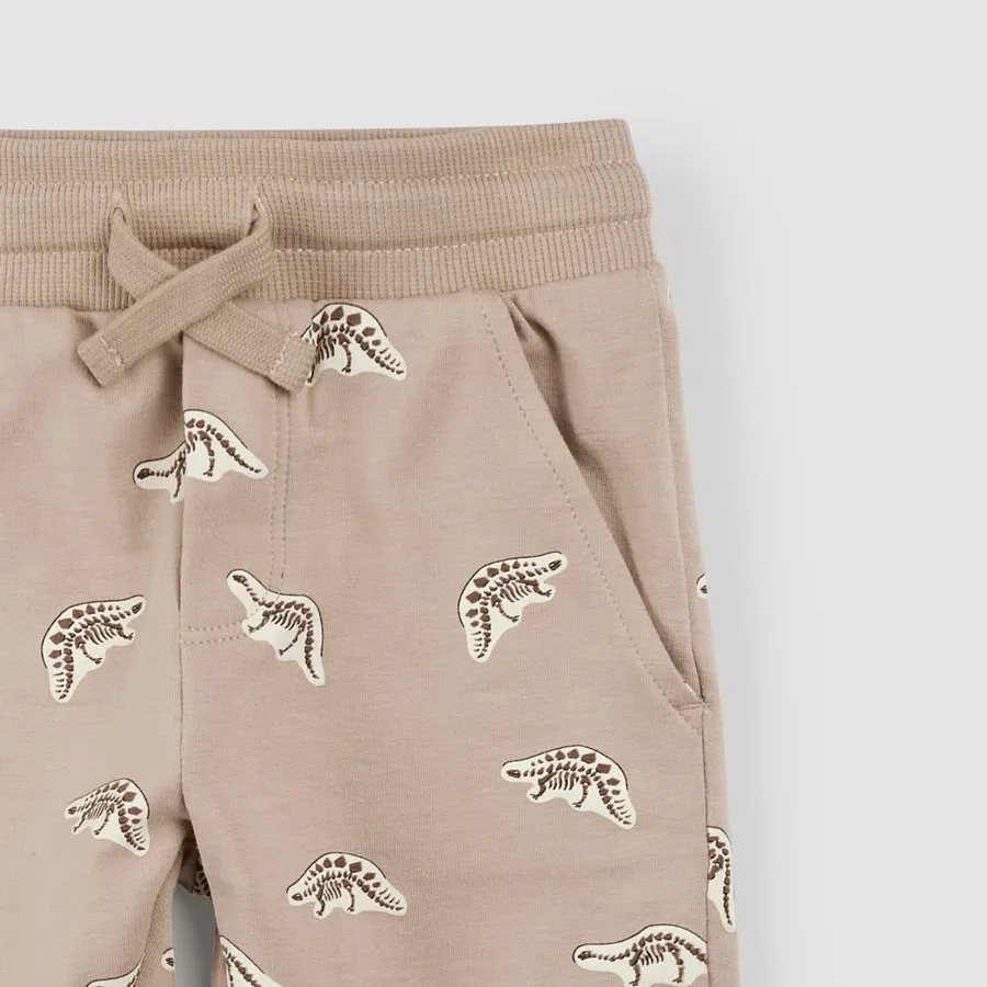 Dino-Fossil-Aufdruck auf taupe Shorts von miles the label.