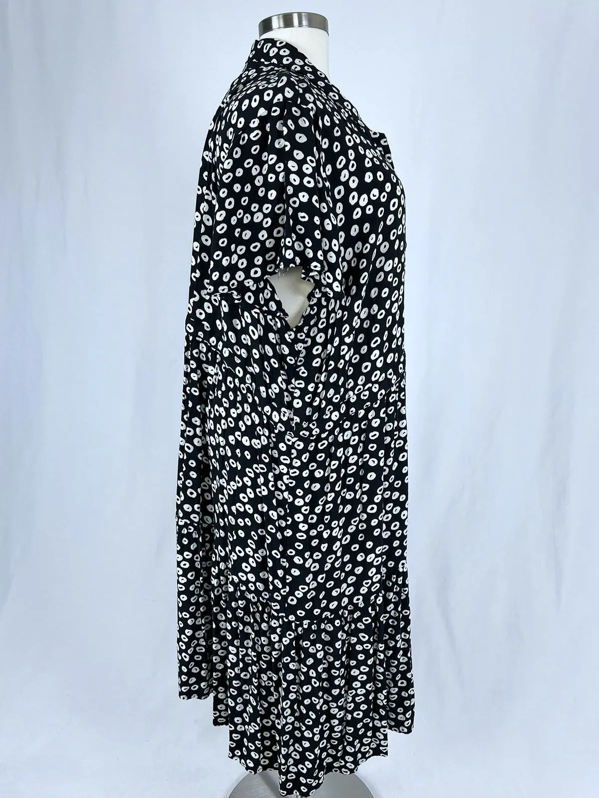 eloquii Größe 28 Schwarz-Weiß Kreise Kleid
