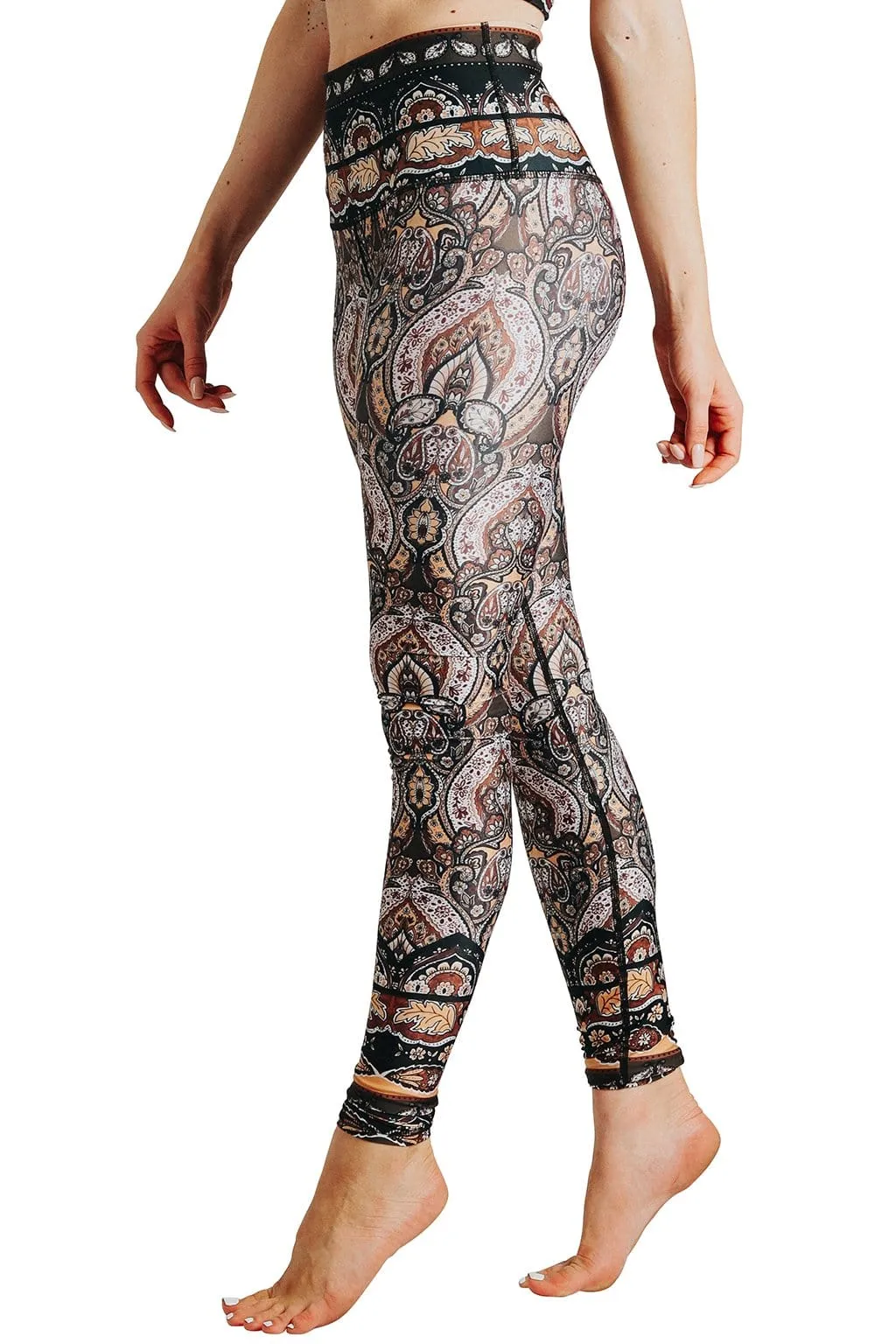 Espresso Yourself Bedruckte Yoga-Leggings von Yoga Democracy