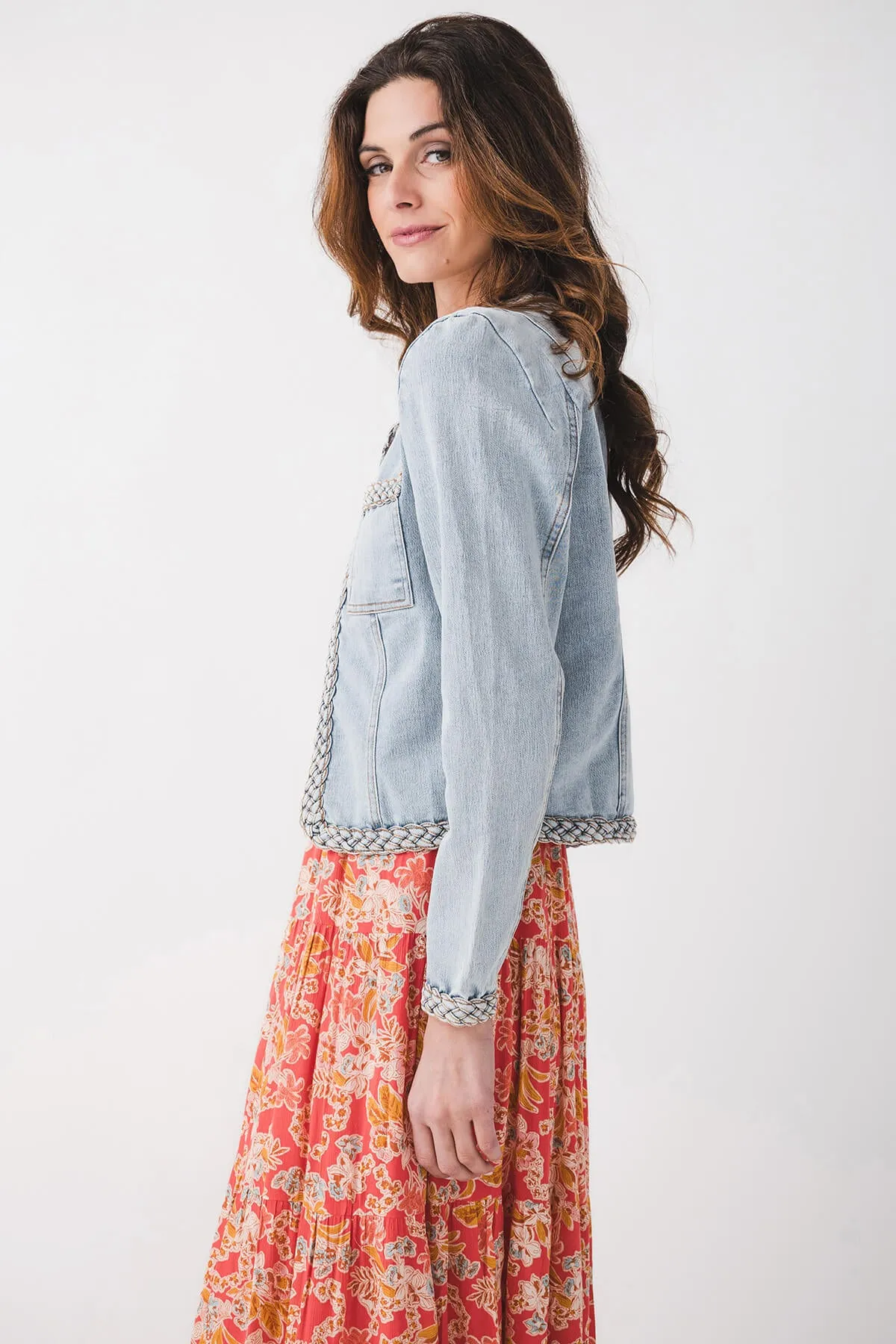 Fate Denimjacke mit geflochtener Borte