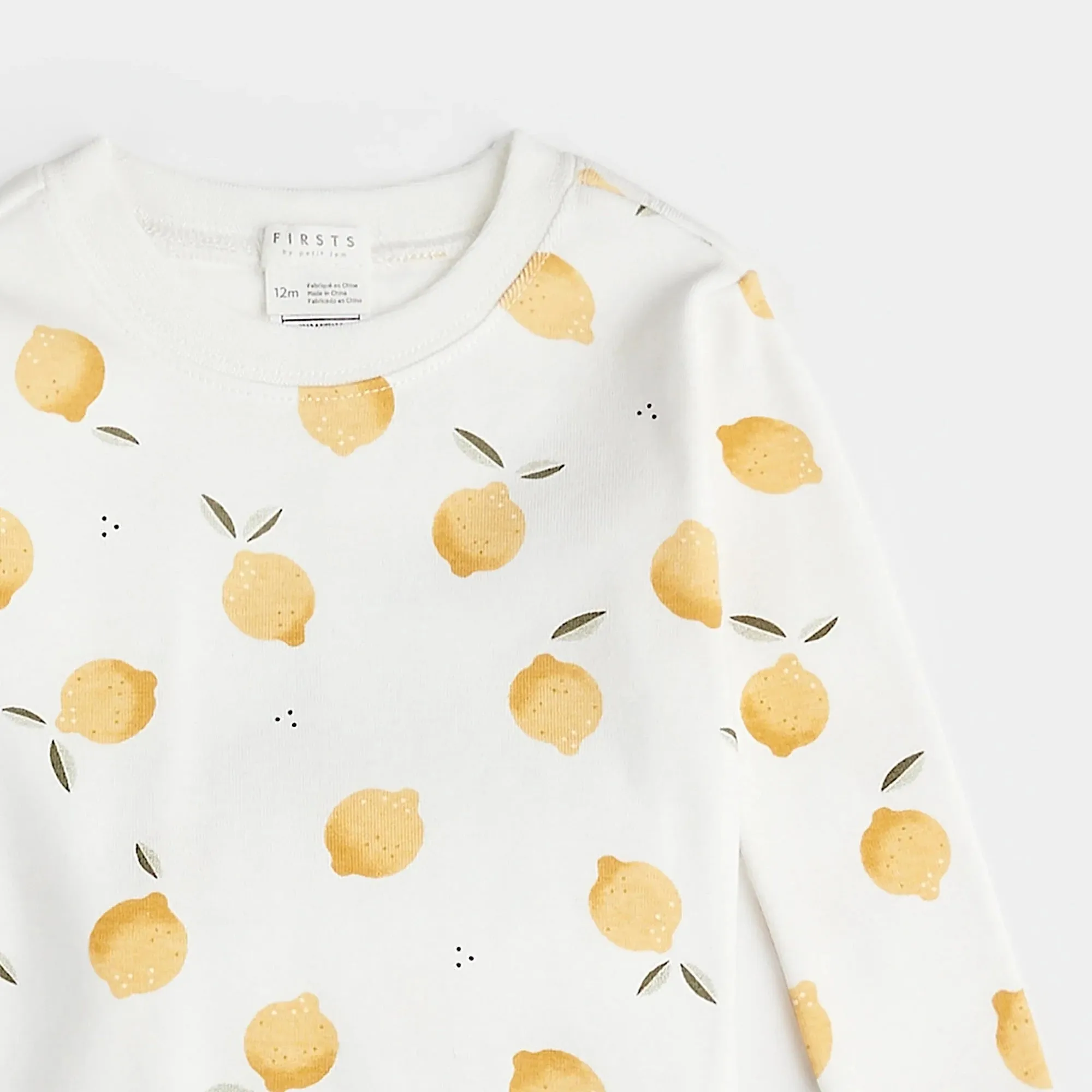 FIRSTS Zitronen-Print auf Off-White Baby-Pyjama-Set