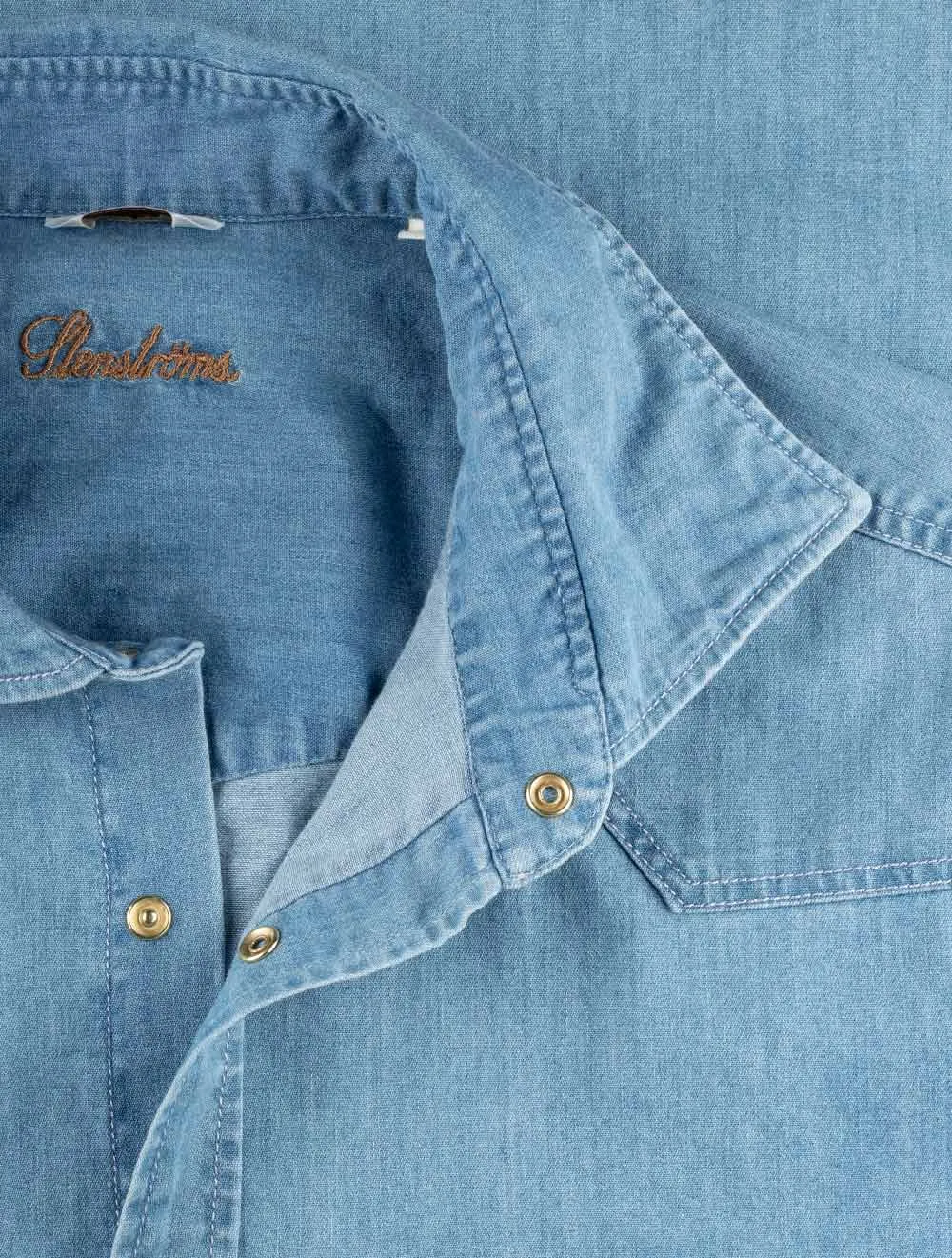 Passendes Denim-Hemd mit Tasche in Blau