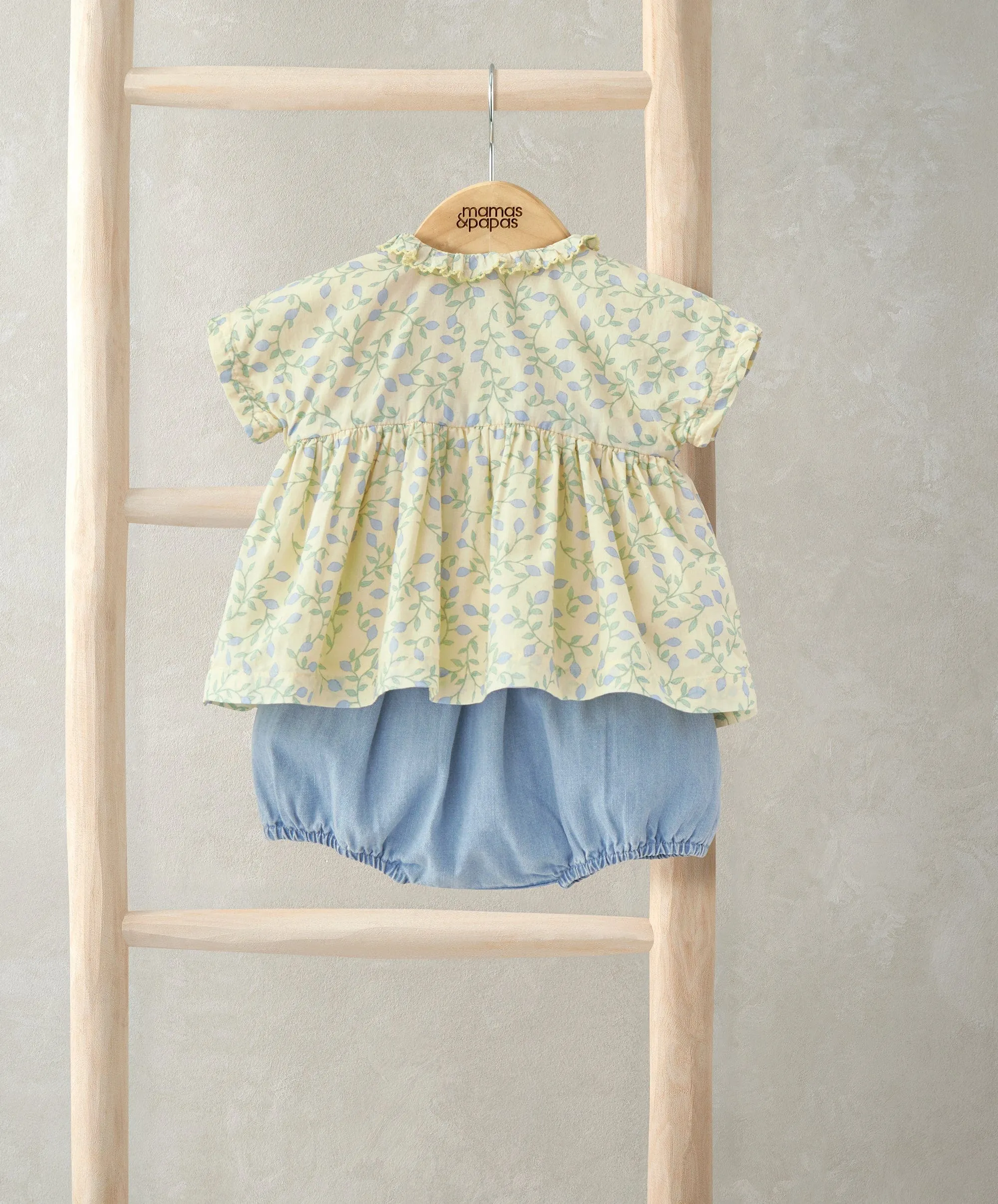 Bluse mit Rüschenkragen & Bloomer-Set (2-teilig) - Kletternde Knospen-Print