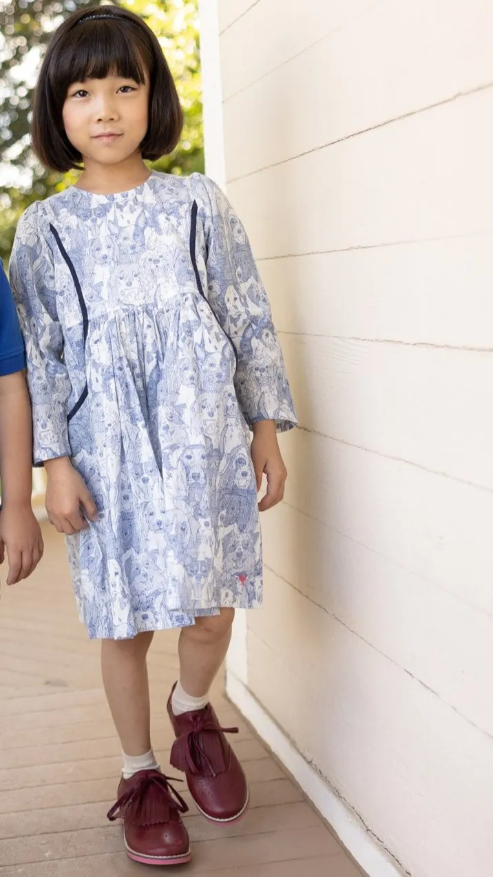 Mädchen Eden Kleid Hundes Im Überfluss