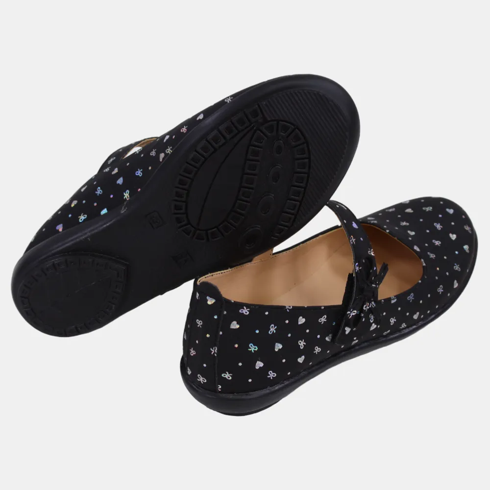 Mädchen Lederschuhe – Schwarz mit Herz-Details