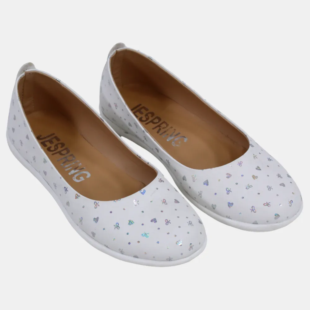 Lederschuhe für Mädchen – Niedliche Details