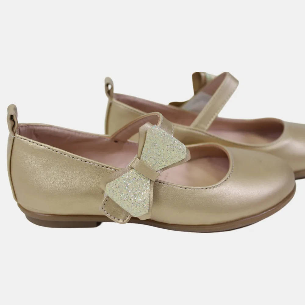 Mädchen Lederschuhe – Gold mit einer Schleife