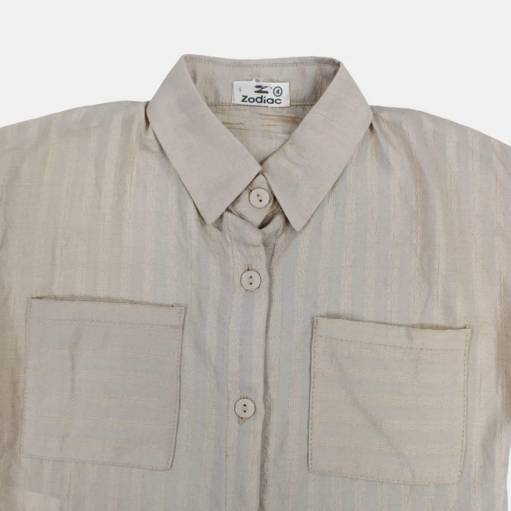Mädcheneinfache Bluse