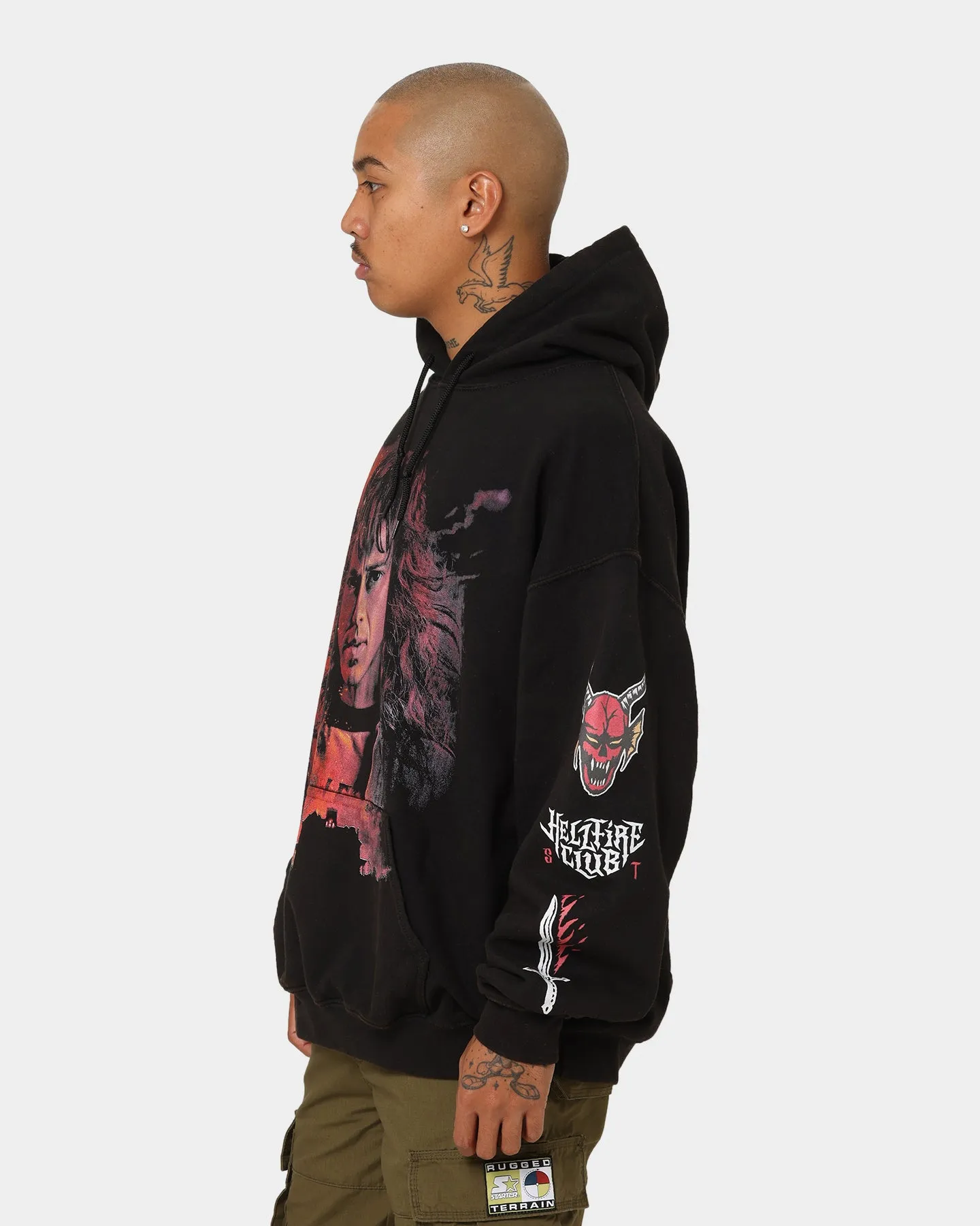 Goat Crew X Stranger Things Eddie Vintage Hoodie Schwarzgewaschen