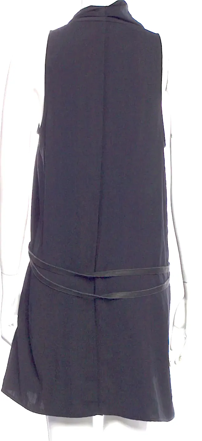 Helmut Lang NY. Schwarzes Poly/Leder-Kuhhals-Minikleid
