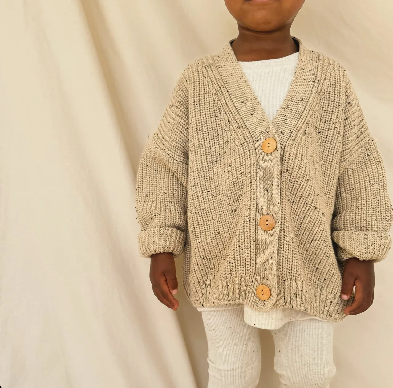 Hunter   Rose: Avery Kinderpullover - Hafer gesprenkelt