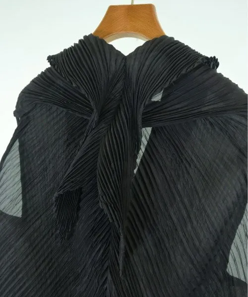 ISSEY MIYAKE Kleider