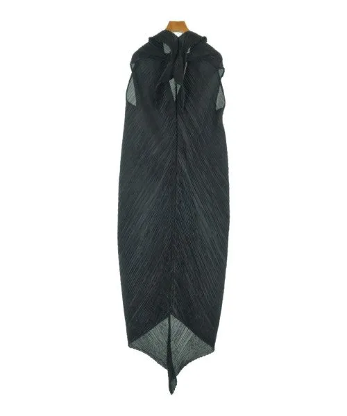 ISSEY MIYAKE Kleider