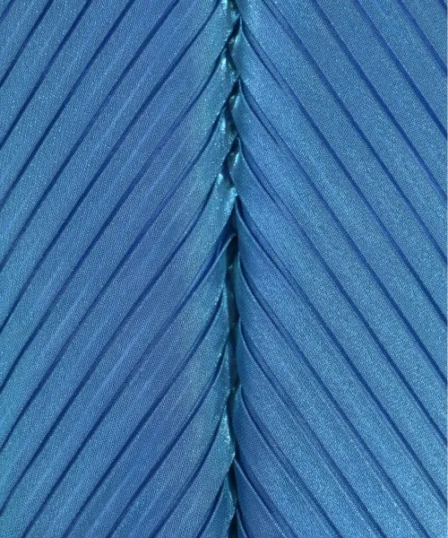 ISSEY MIYAKE Kleider
