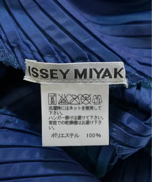 ISSEY MIYAKE Kleider