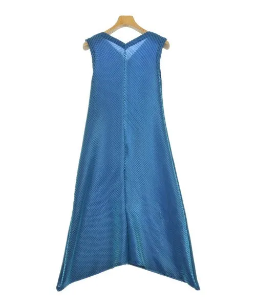 ISSEY MIYAKE Kleider