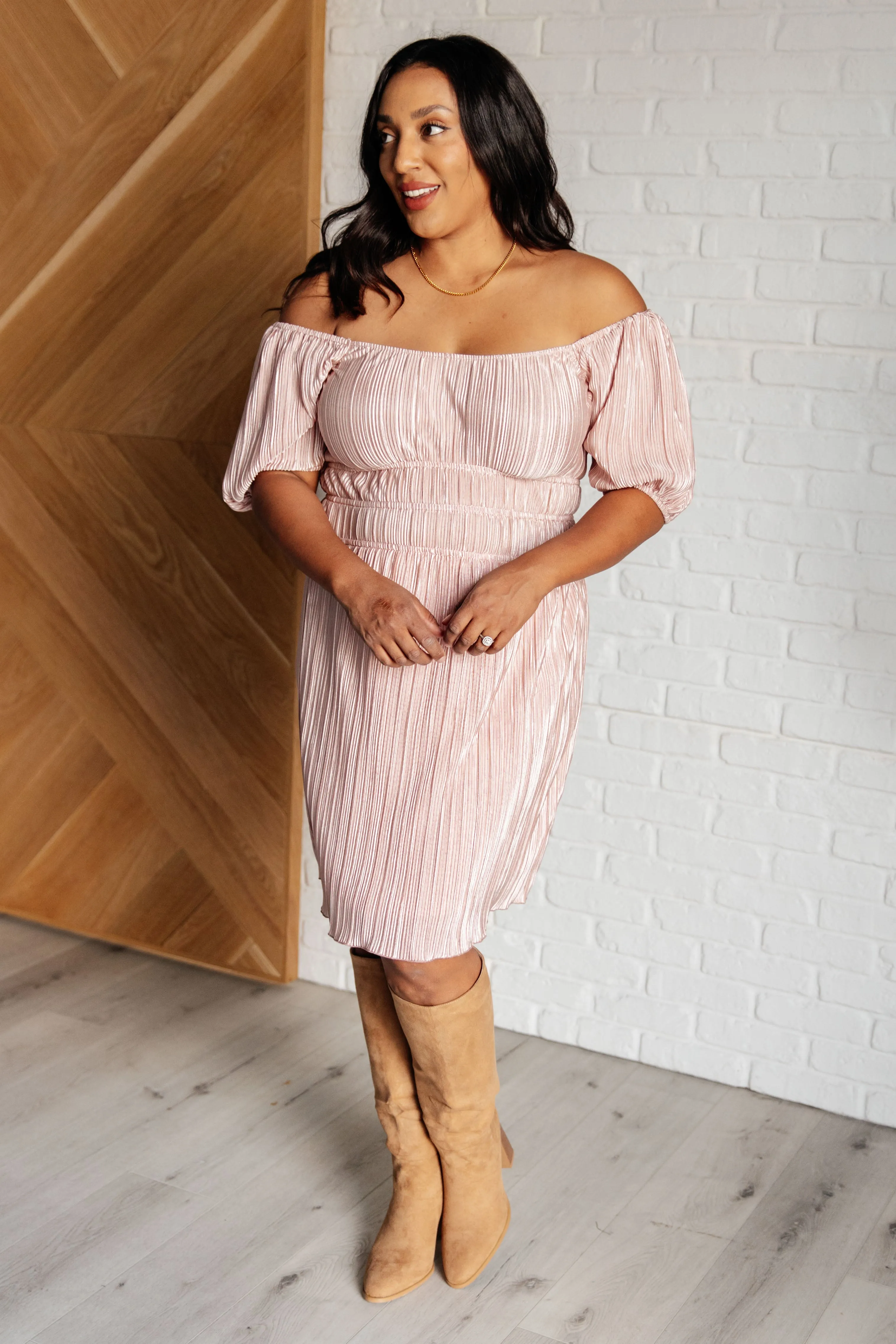 Es ist für das ästhetische Ballonärmelkleid