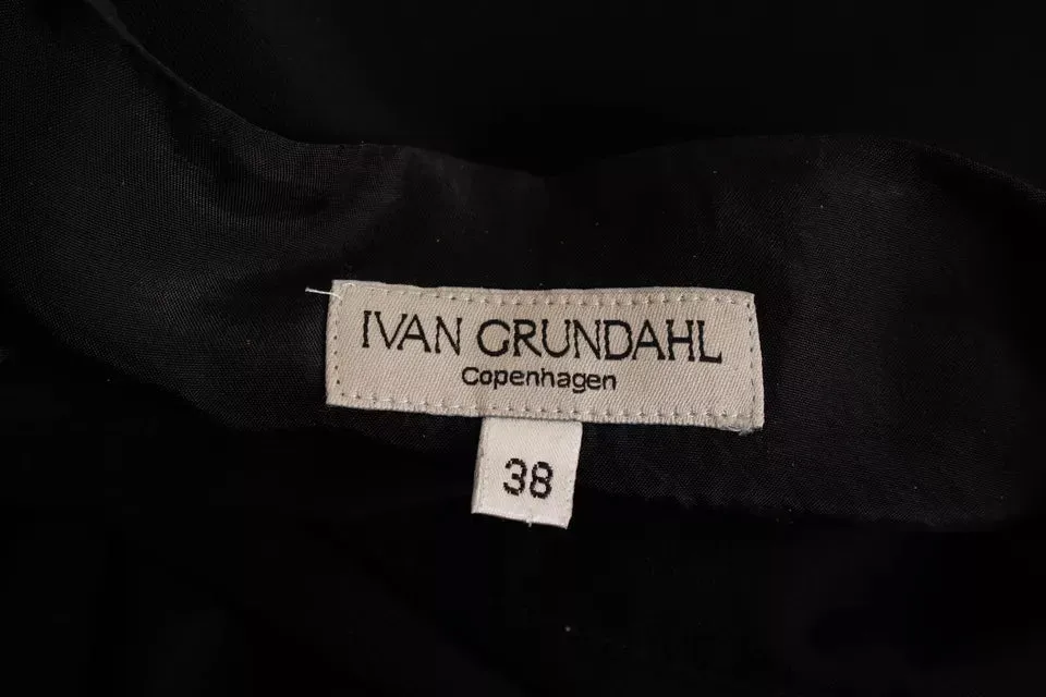 IVAN GRUNDAHL COPENHAGEN. Schwarzes ärmelloses Poly/Rayon langes Kleid