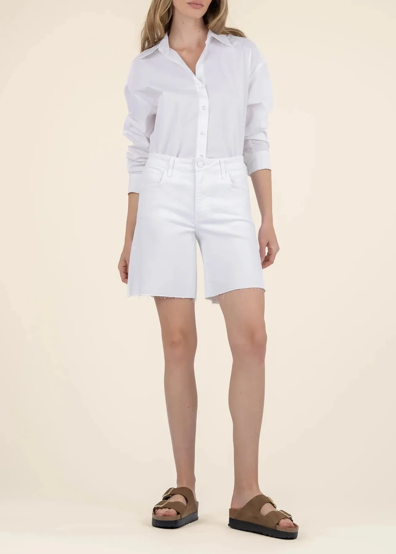 Kut From the Kloth Hailey High-Rise Lange Bermuda Basic Shorts mit Rohsaum