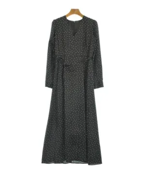 LB.03 Section Dresses